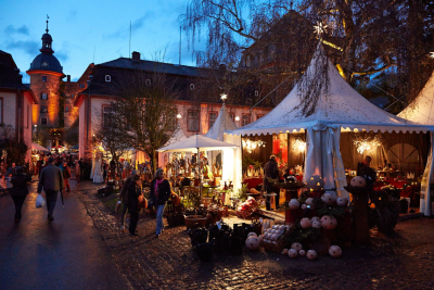 Gänseessen und vorweihnachtlicher Markt &quot;Winterzauber Schloss Laubach&quot;
